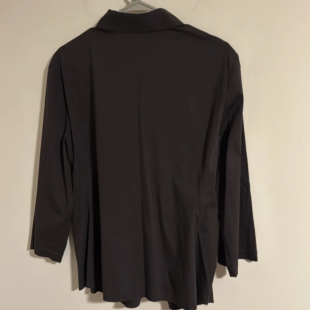 Lafayette 148 New York black ruched gathered waist 3/4 sleeve button down blouse - Picture 6 of 6